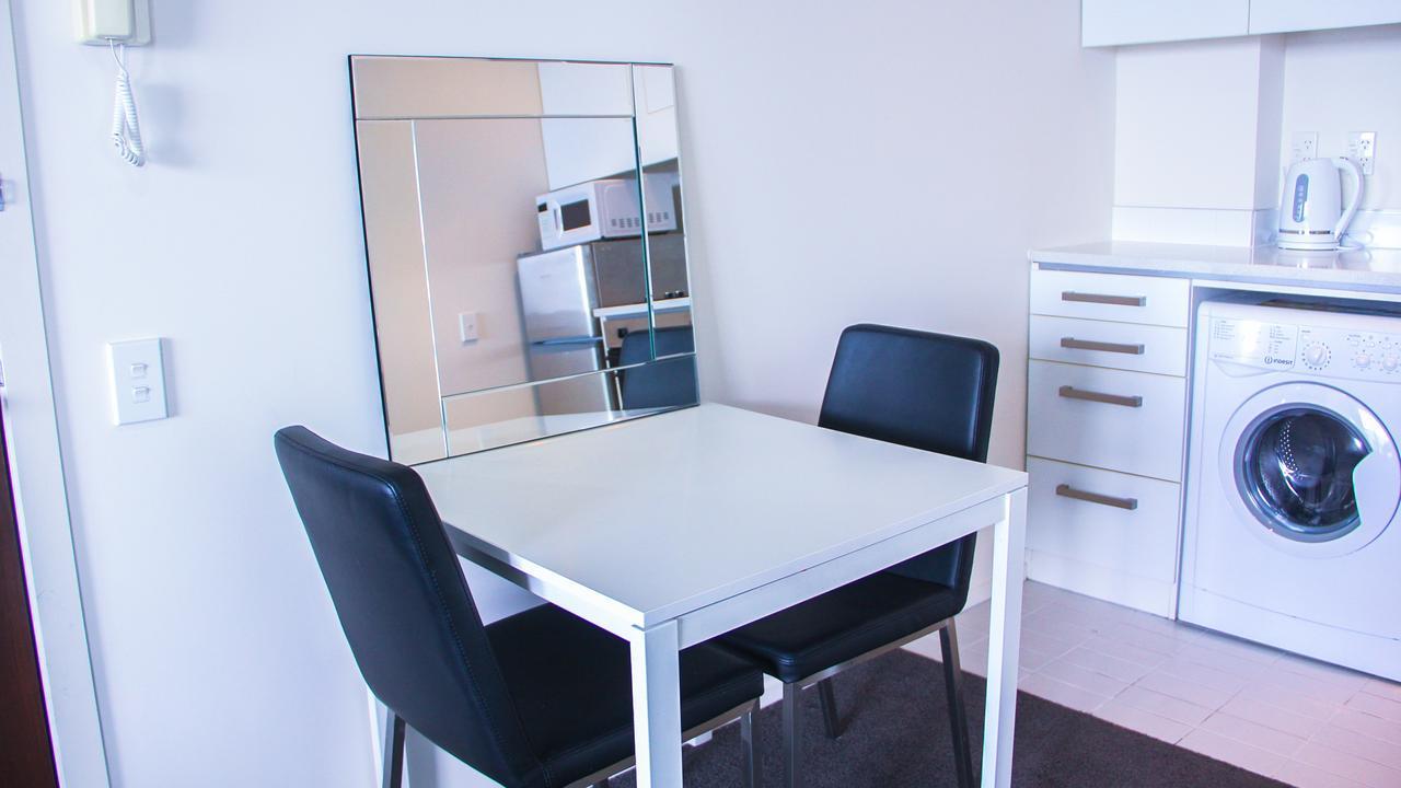 Semi Penthouse With Free Parking Apartamento Auckland Exterior foto