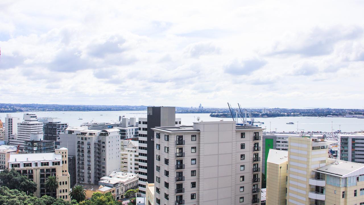 Semi Penthouse With Free Parking Apartamento Auckland Exterior foto